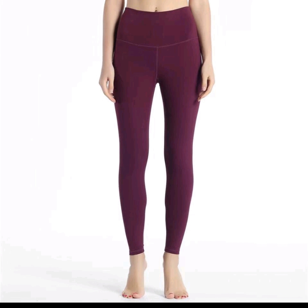 NWOT 25" Workout Leggings